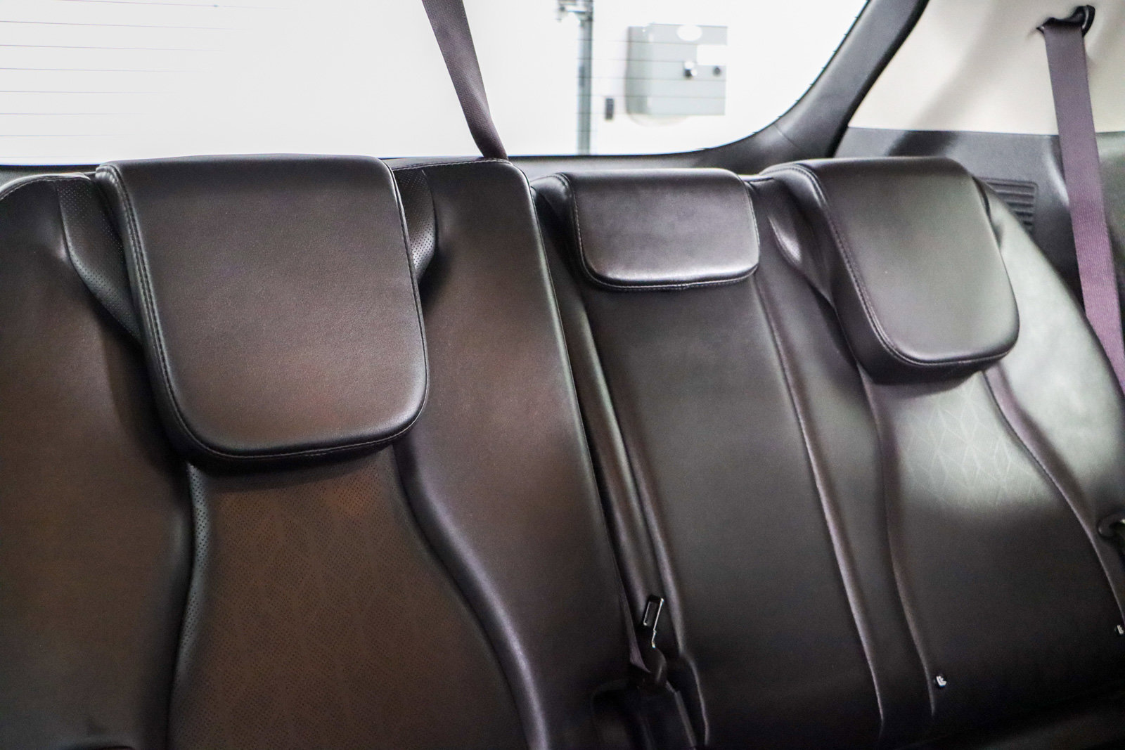 Used 2024 Kia Carnival LX image 29