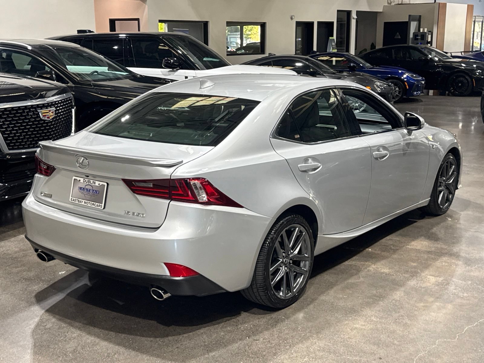 Used 2015 Lexus IS 350 w/ F-Sport Package RWD image 18