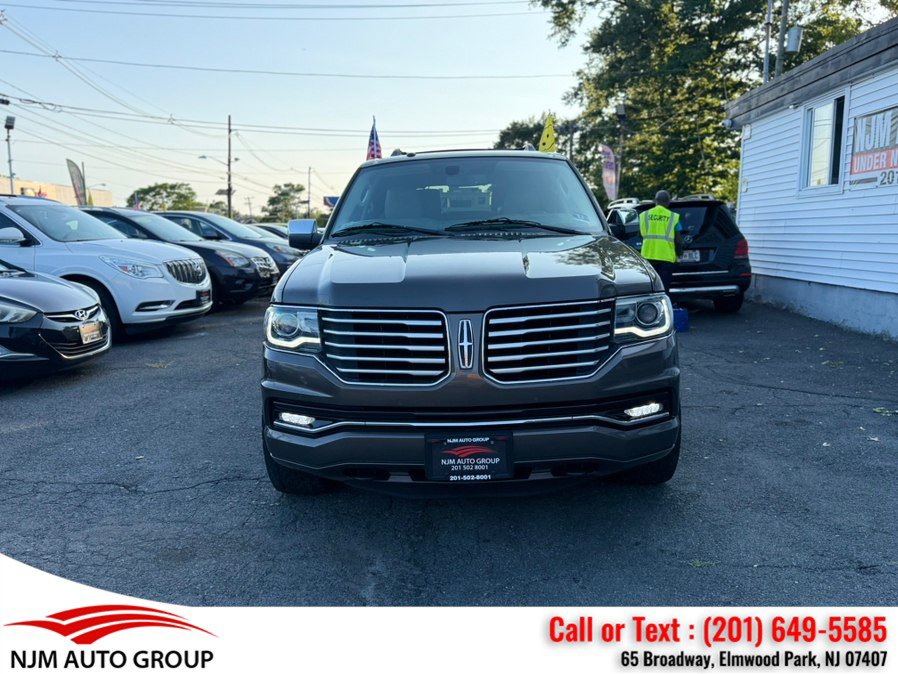 Used 2015 Lincoln Navigator 4WD image 7