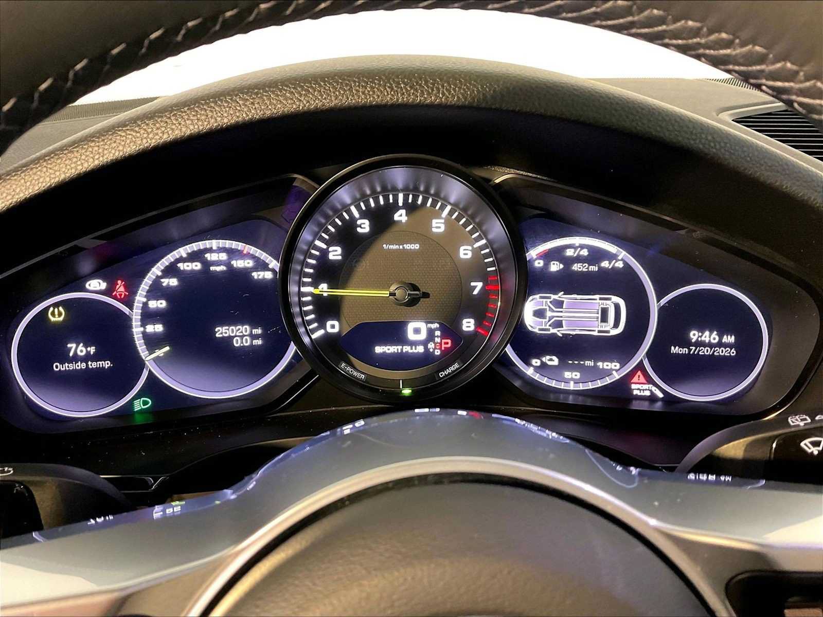 Certified 2023 Porsche Cayenne Platinum Edition AWD/4WD image 29
