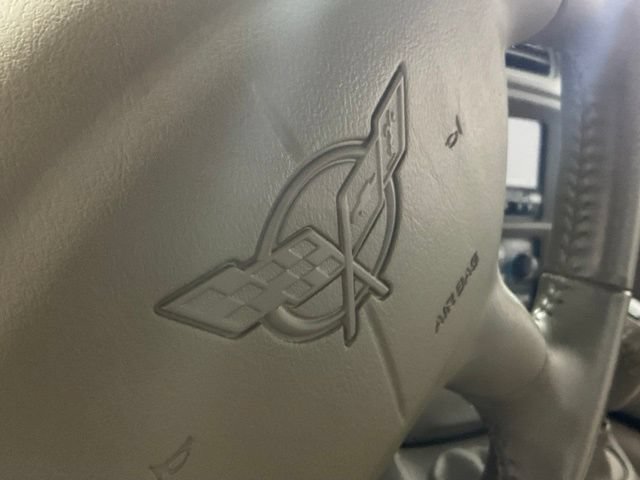 Used 2003 Chevrolet Corvette Convertible w/ Preferred Equipment Group1 RWD image 32