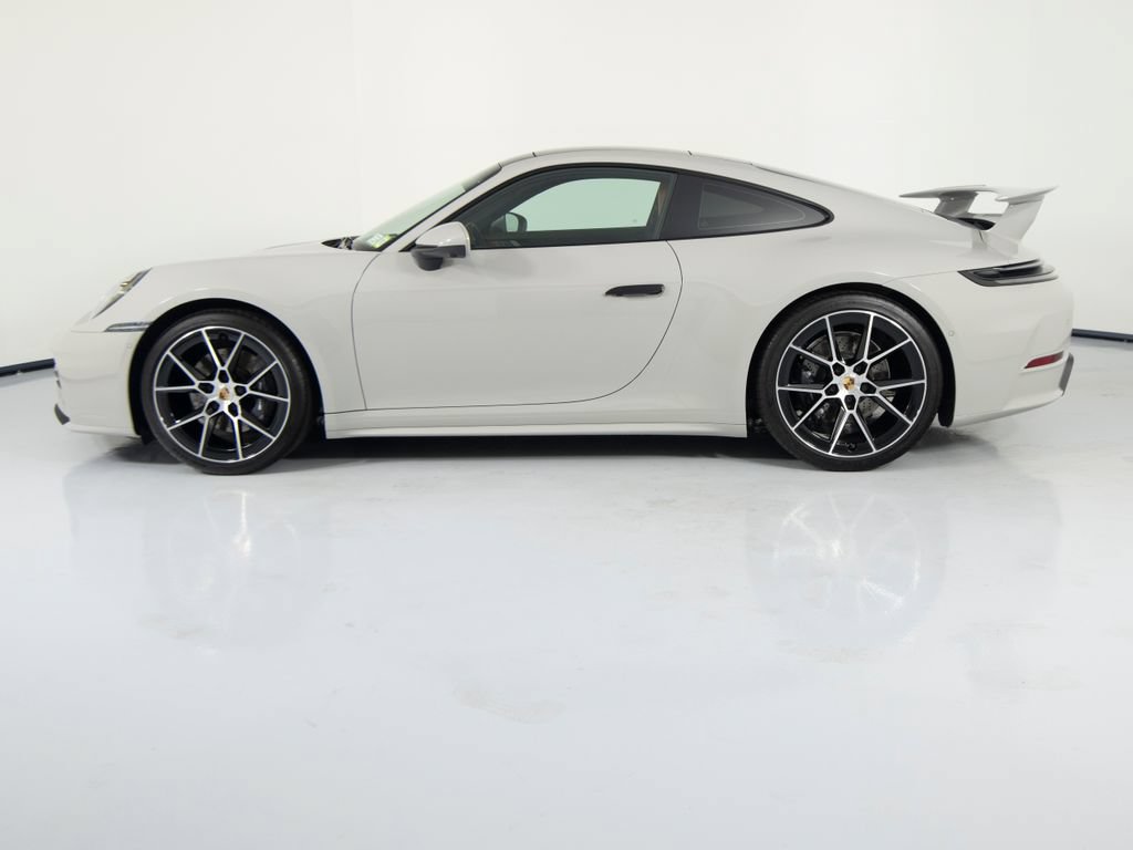 Certified 2025 Porsche 911 Carrera RWD image 2