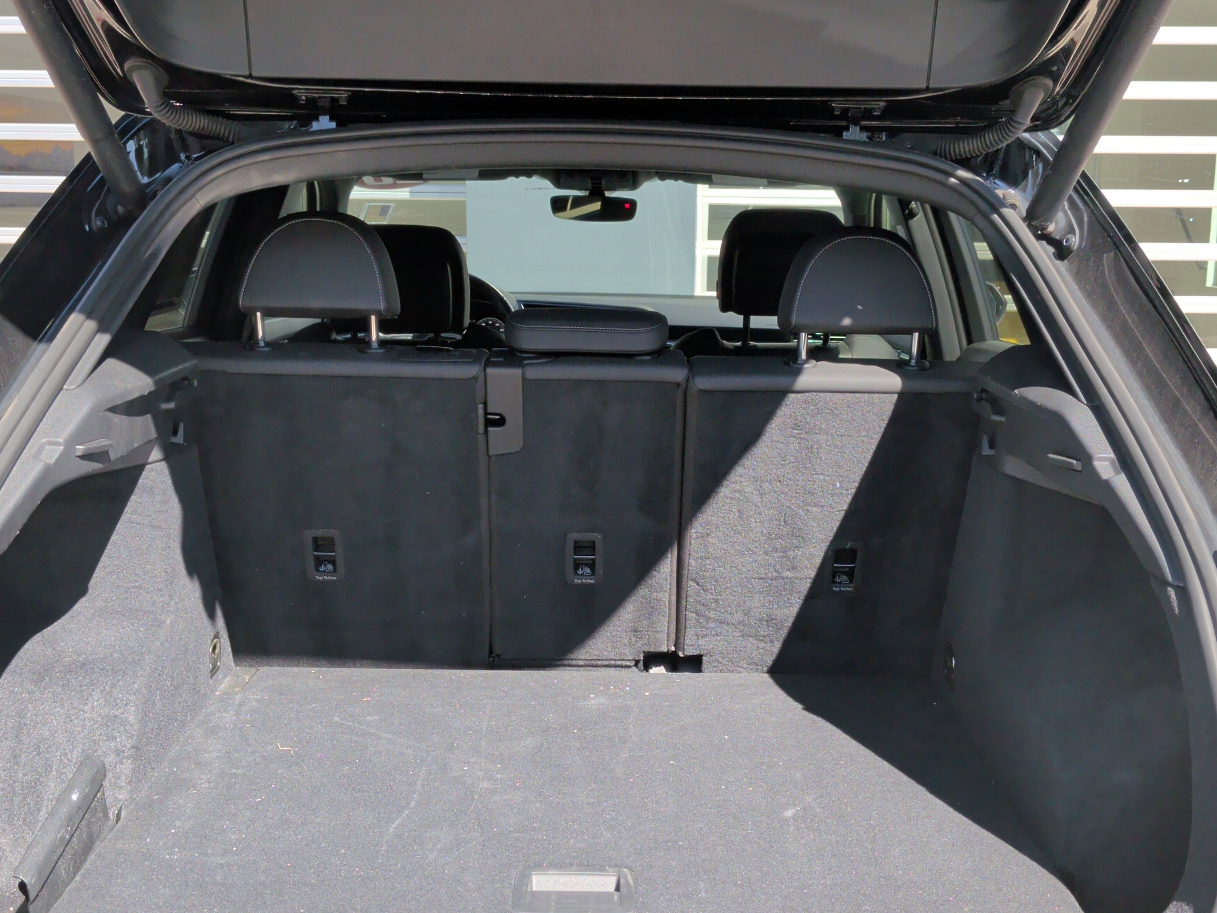 Used 2020 Audi Q3 2.0T Prestige w/ Prestige Package image 30