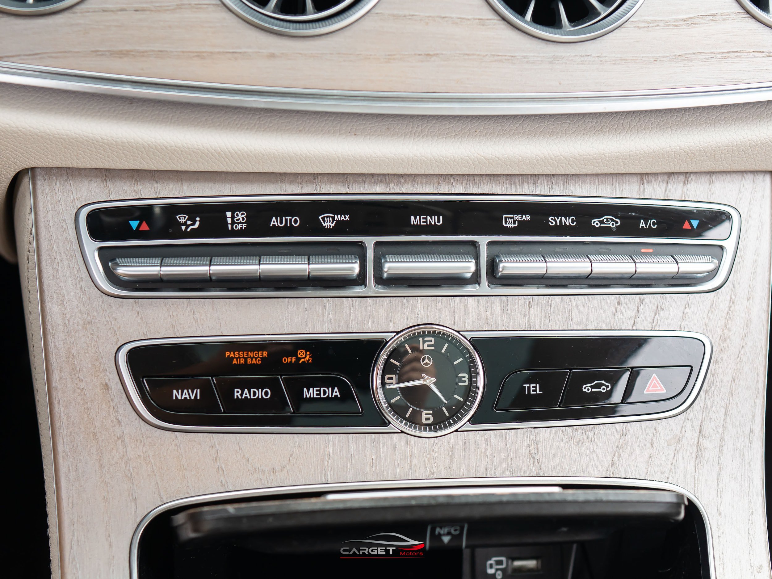 Used 2019 Mercedes-Benz E 450 4MATIC Coupe w/ AMG Line Package image 25