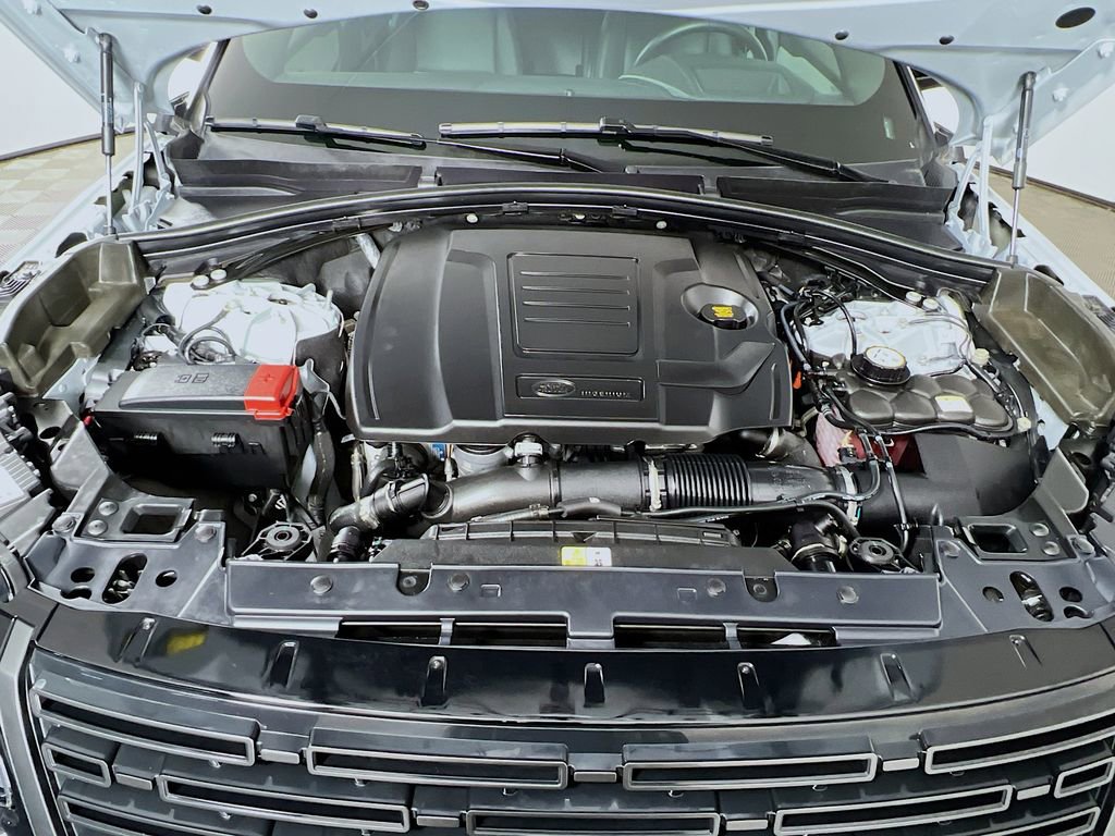 Used 2026 Land Rover Range Rover Velar Dynamic SE image 32