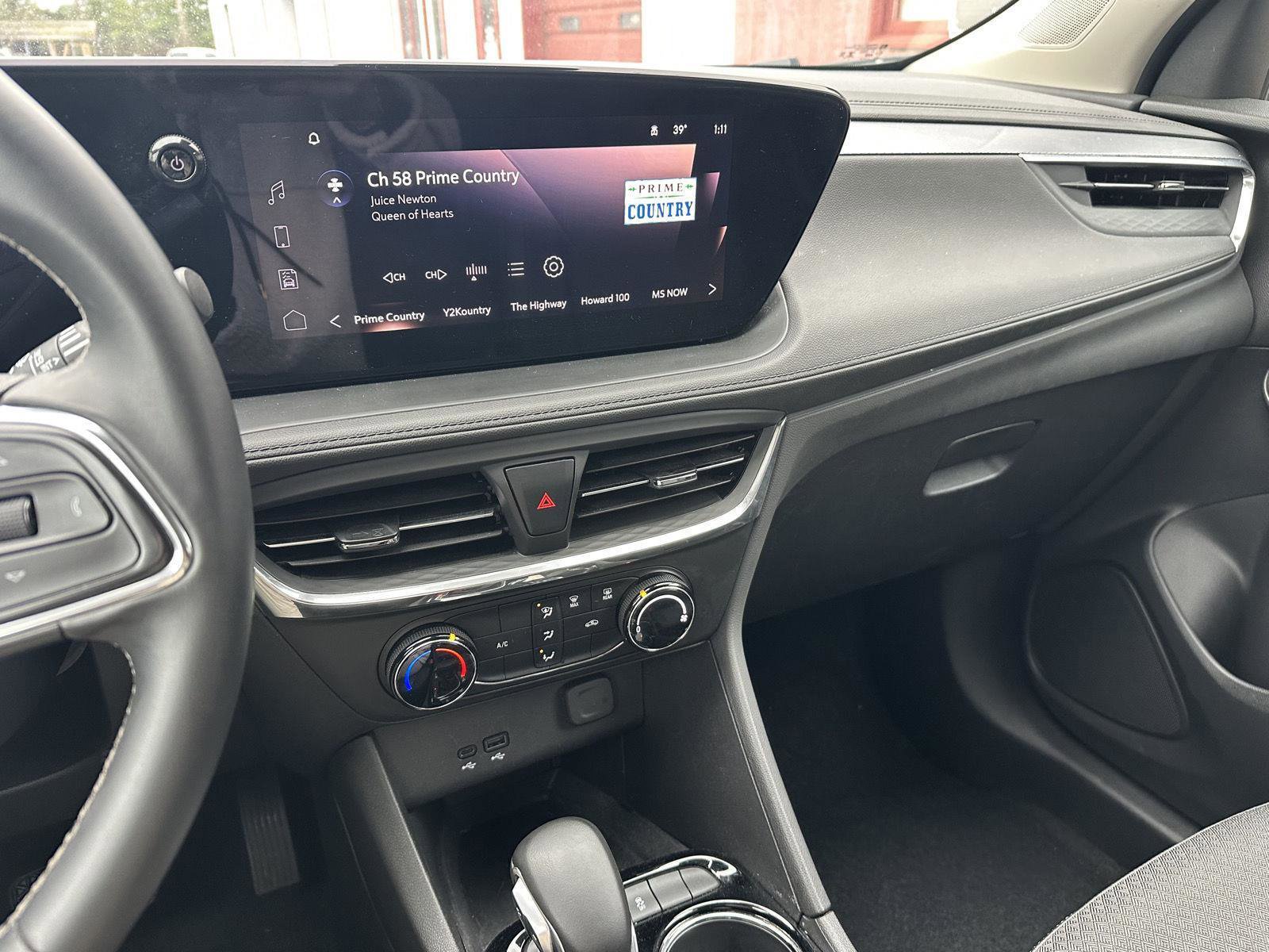 Used 2025 Buick Encore GX Preferred image 11