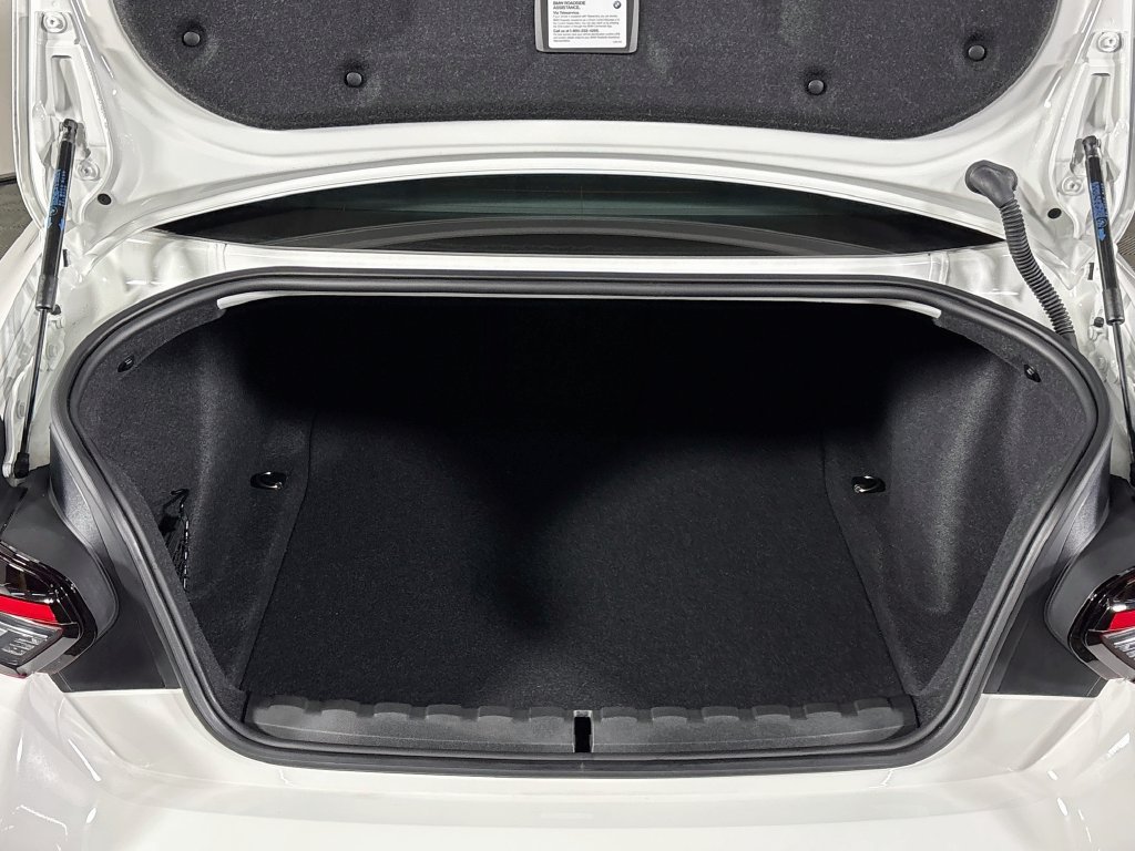 Used 2024 BMW M2 w/ Lighting Package RWD image 21