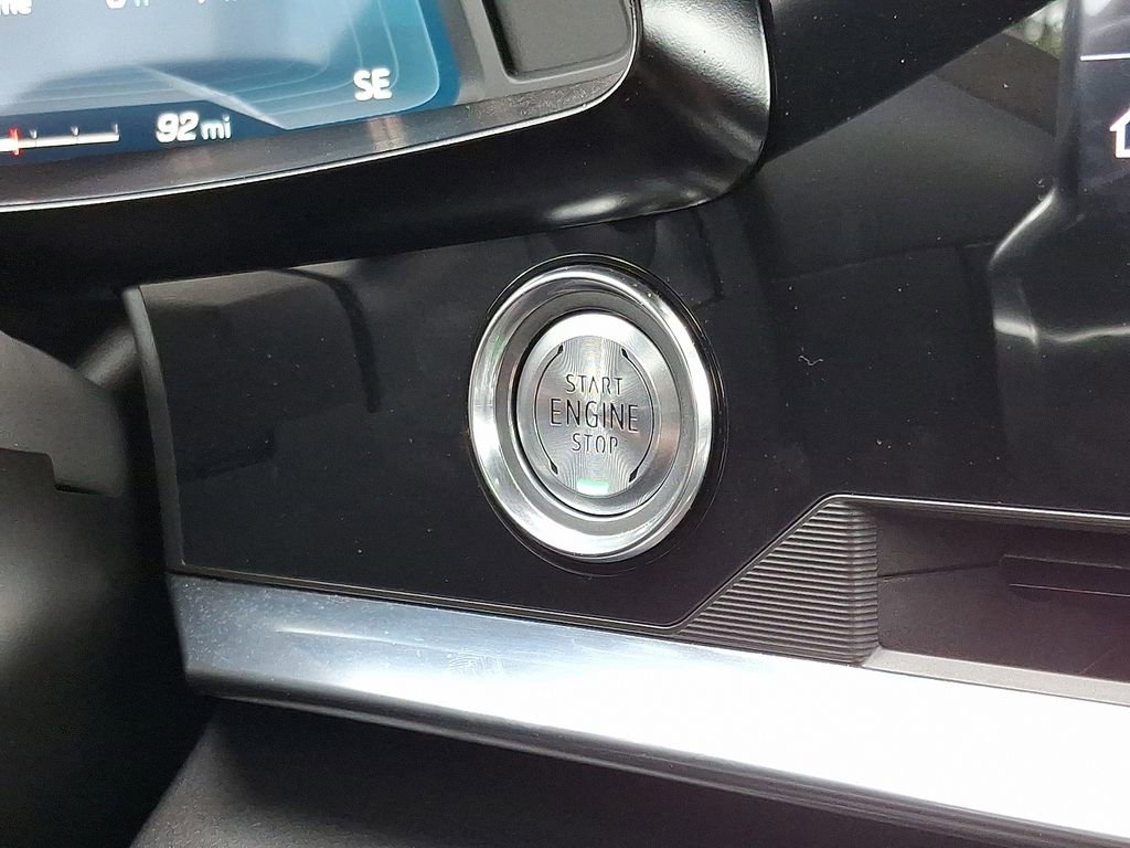 Used 2023 Chevrolet Corvette Stingray Coupe w/ Z51 Performance Package image 21