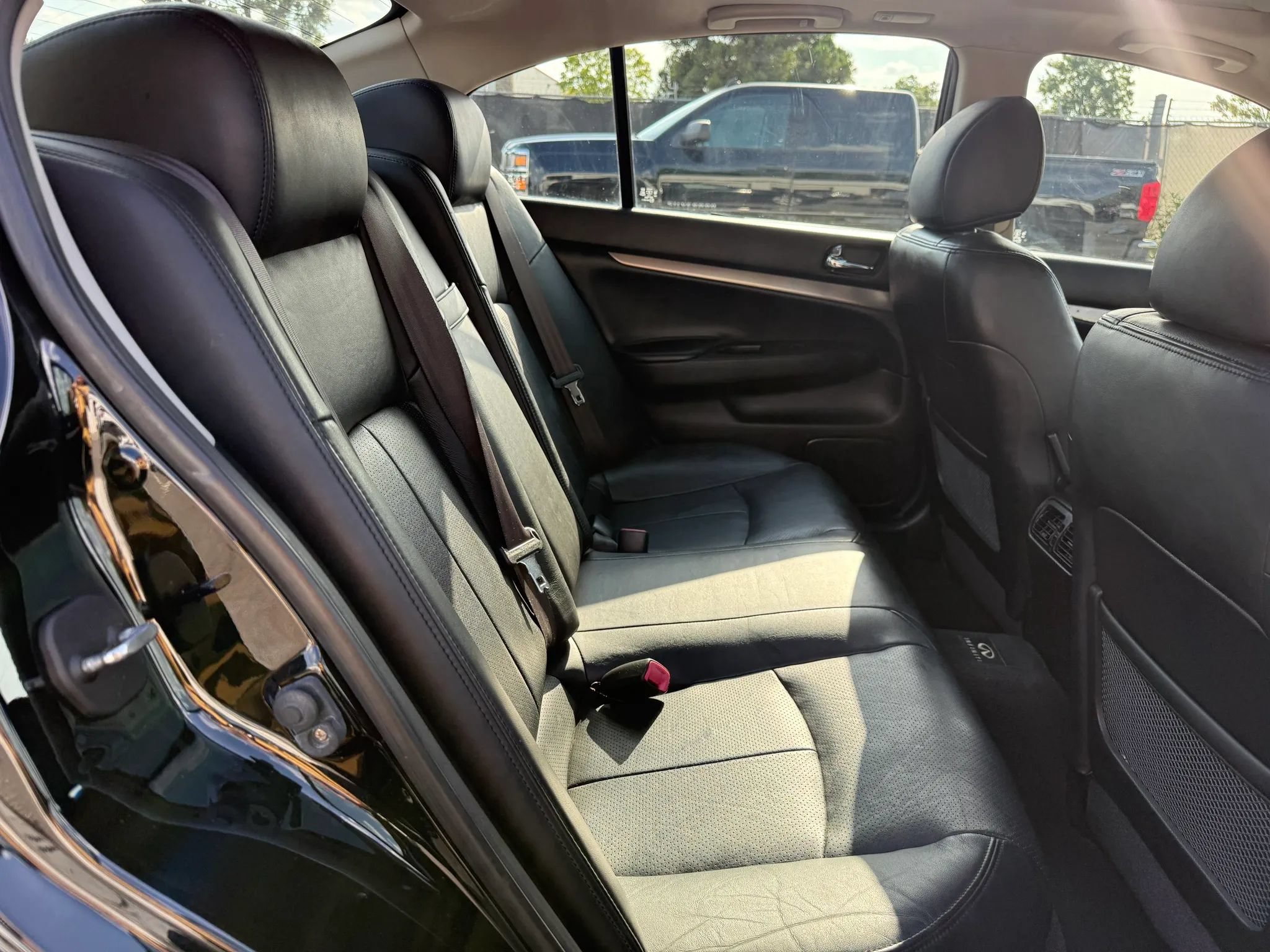 Used 2012 INFINITI G37 x Sedan w/ Premium Pkg AWD/4WD image 20