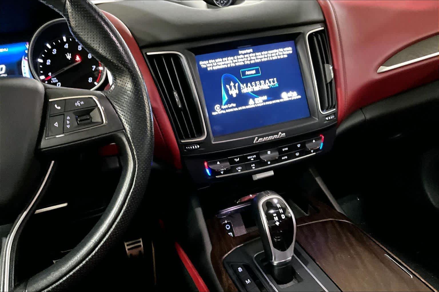 Used 2017 Maserati Levante S AWD/4WD image 7