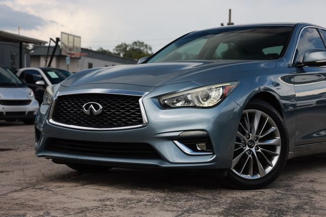 Used 2018 INFINITI Q50 Luxe w/ Cargo Package (L95) RWD image 28