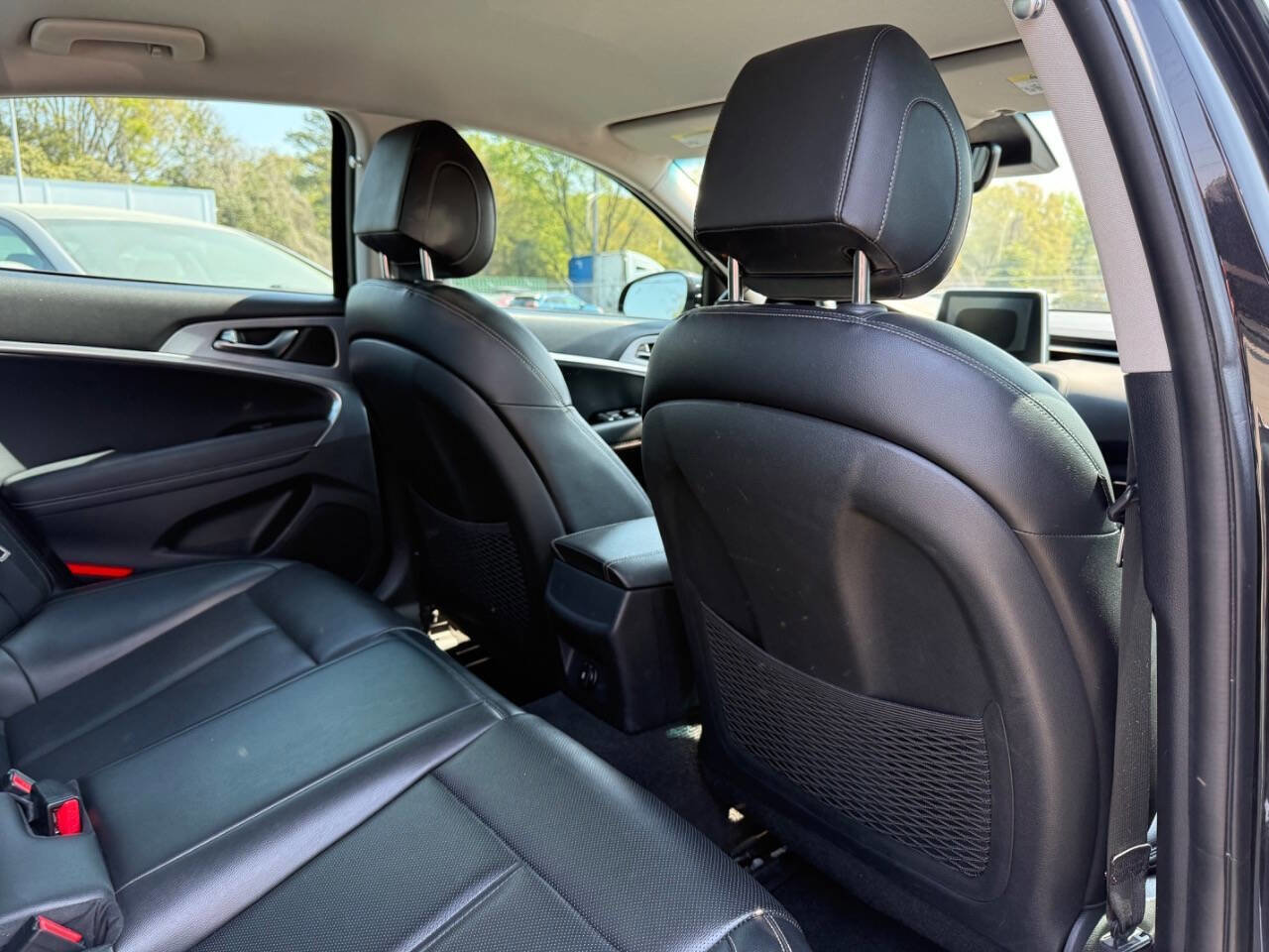 Used 2019 Genesis G70 2.0T Sport RWD image 14