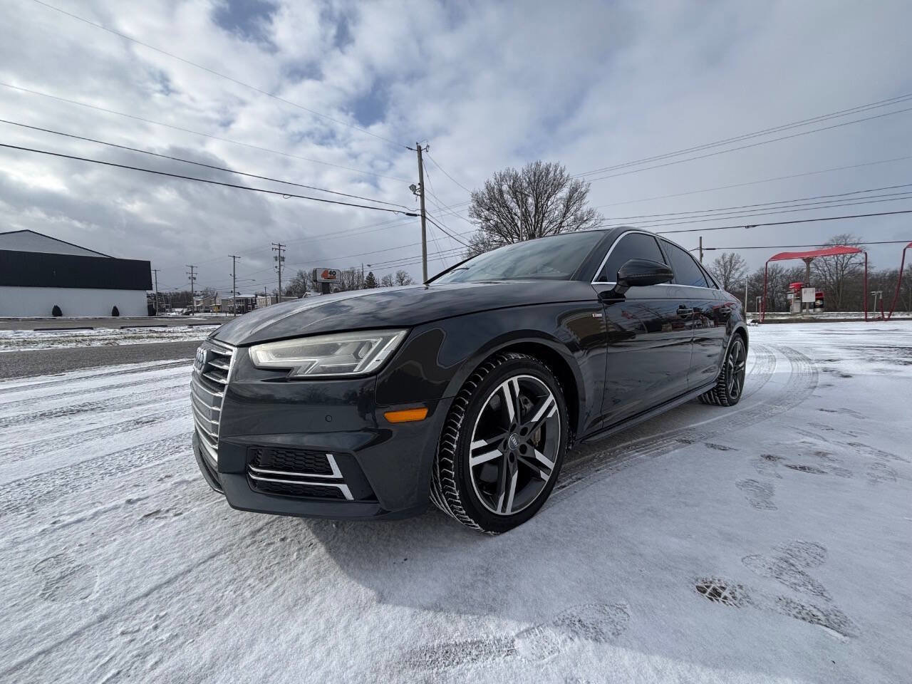 Used 2018 Audi A4 2.0T Premium Plus w/ Premium Plus Package image 2