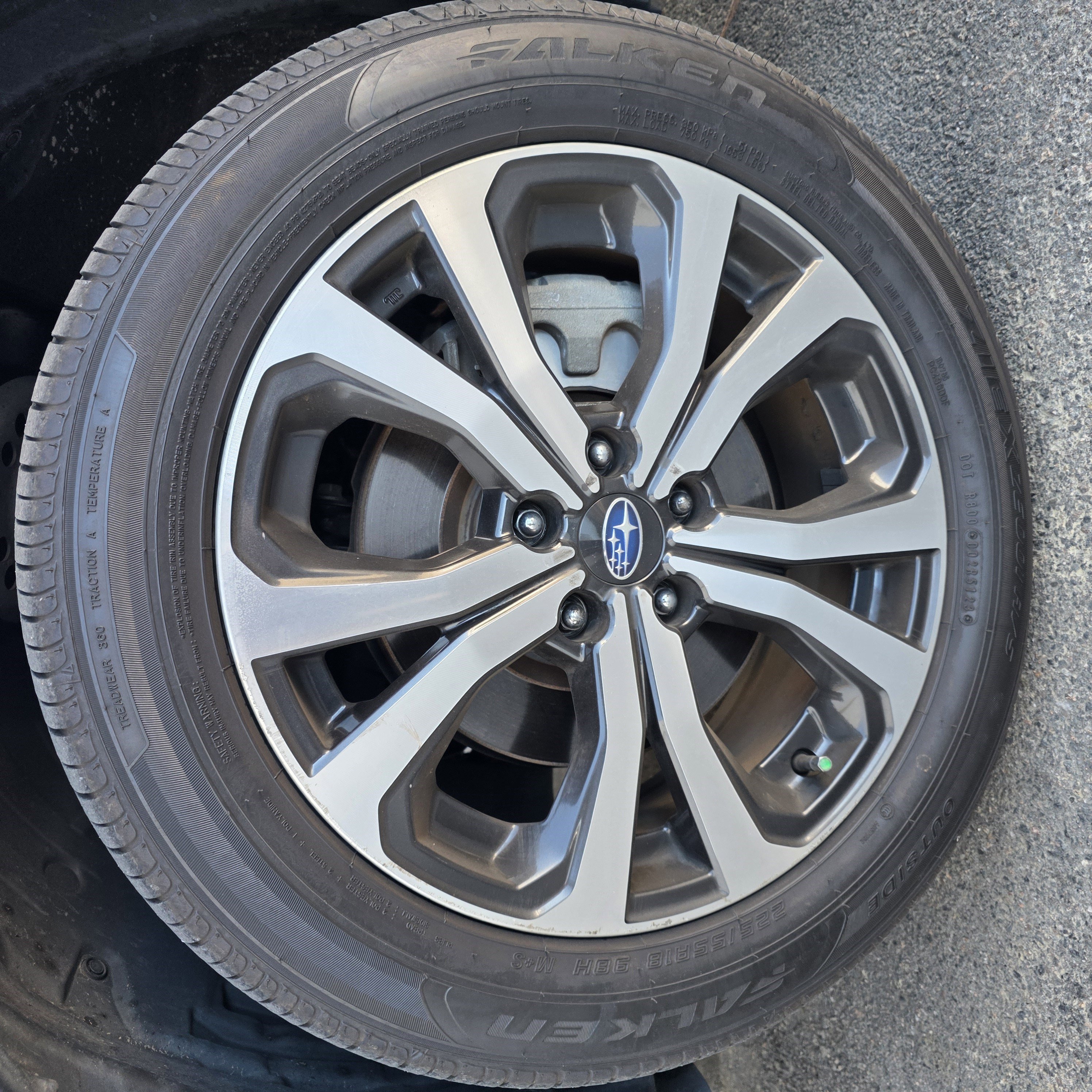 Used 2020 Subaru Forester Limited w/ Popular Package #3 image 9