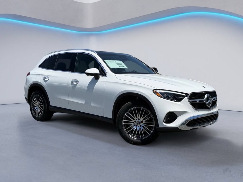 New 2026 Mercedes-Benz GLC 300 4MATIC image 2