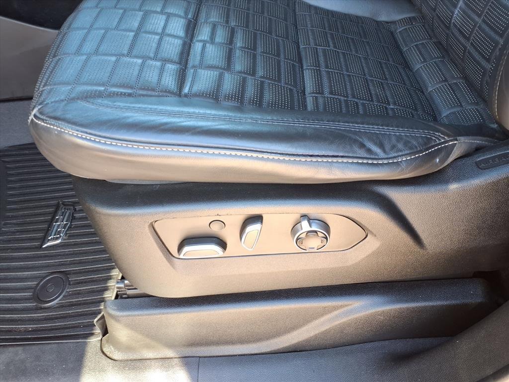 Used 2022 Cadillac Escalade ESV Sport Platinum image 27