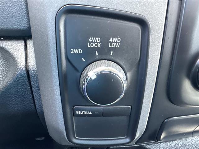 Used 2013 RAM 1500 Express AWD/4WD image 16