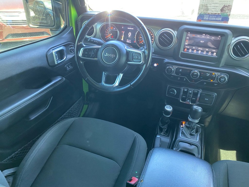 Used 2020 Jeep Wrangler Unlimited Sahara AWD/4WD image 16