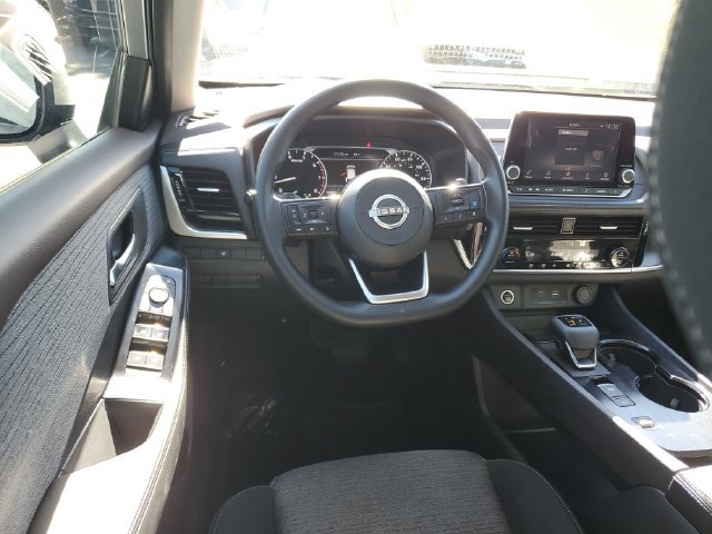 Used 2022 Nissan Rogue SV FWD image 10