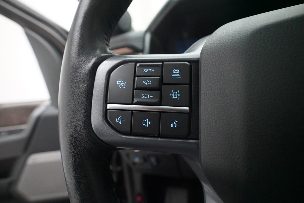 Used 2023 Ford F150 Lightning Lariat w/ Equipment Group 511A High image 17