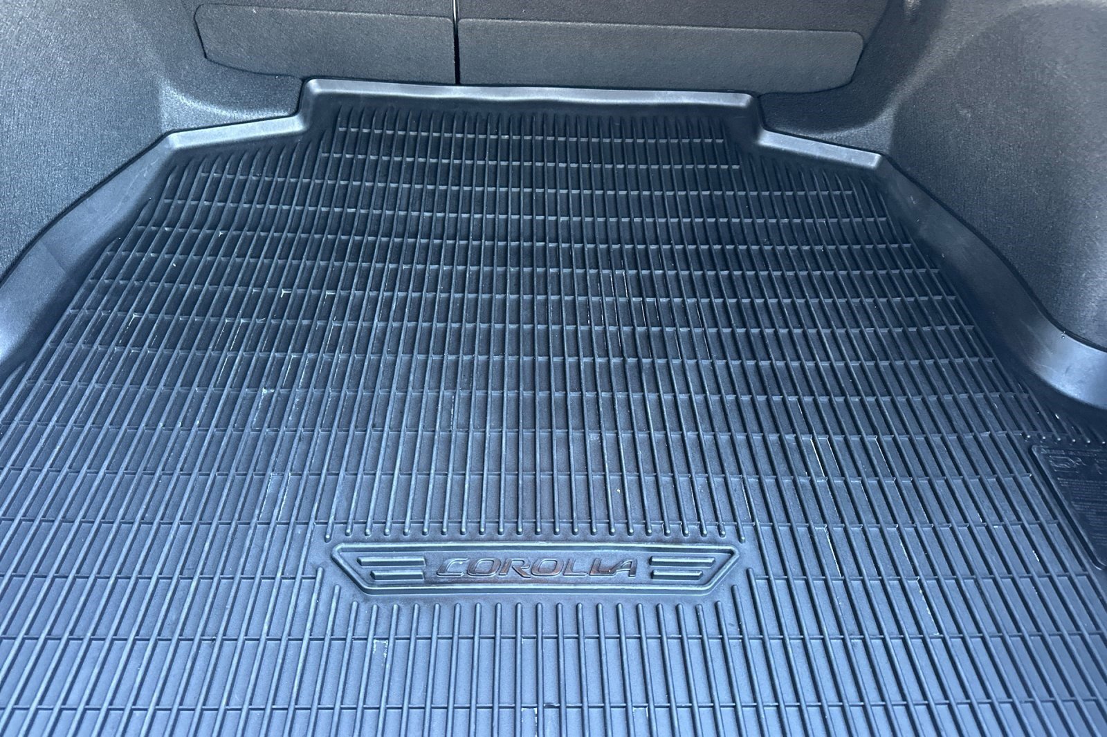 Used 2024 Toyota Corolla SE image 19