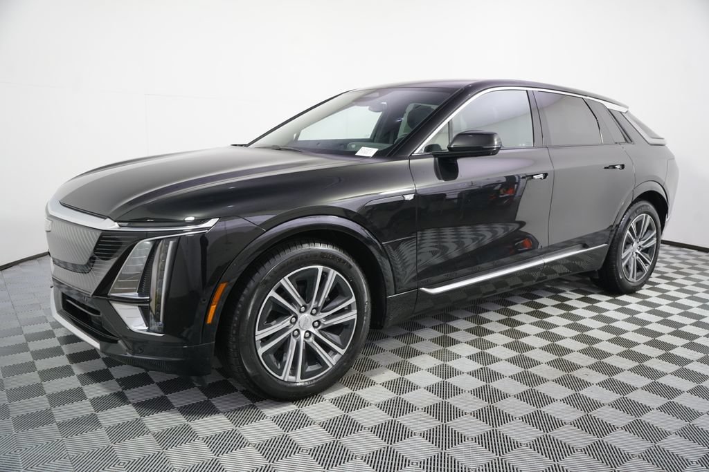Certified 2024 Cadillac Lyriq Luxury w/ LPO, Floor Liner Package AWD/4WD image 2