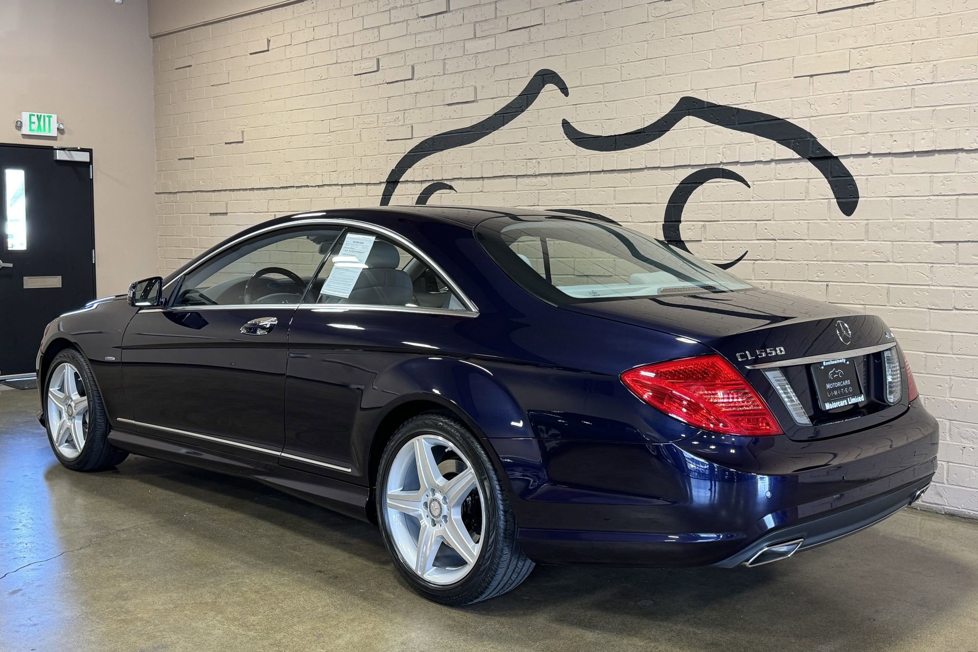 Used 2011 Mercedes-Benz CL 550 4MATIC image 9