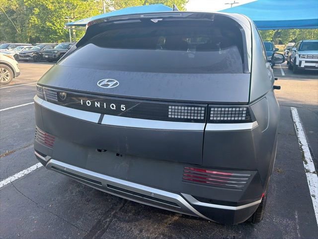 Used 2024 Hyundai Ioniq 5 SEL RWD image 12