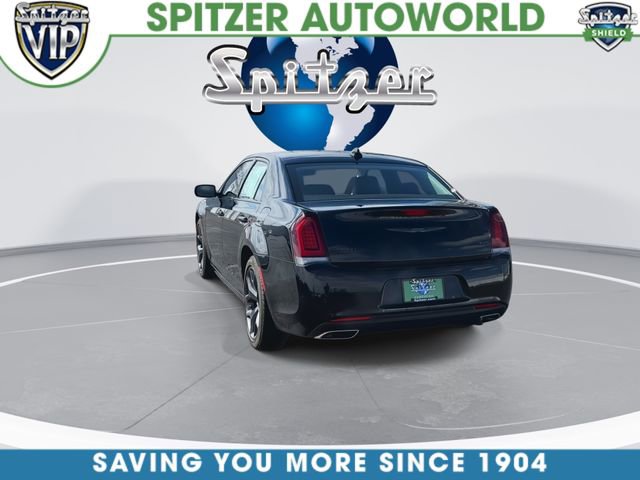 Used 2023 Chrysler 300 Touring L w/ Comfort Group image 8