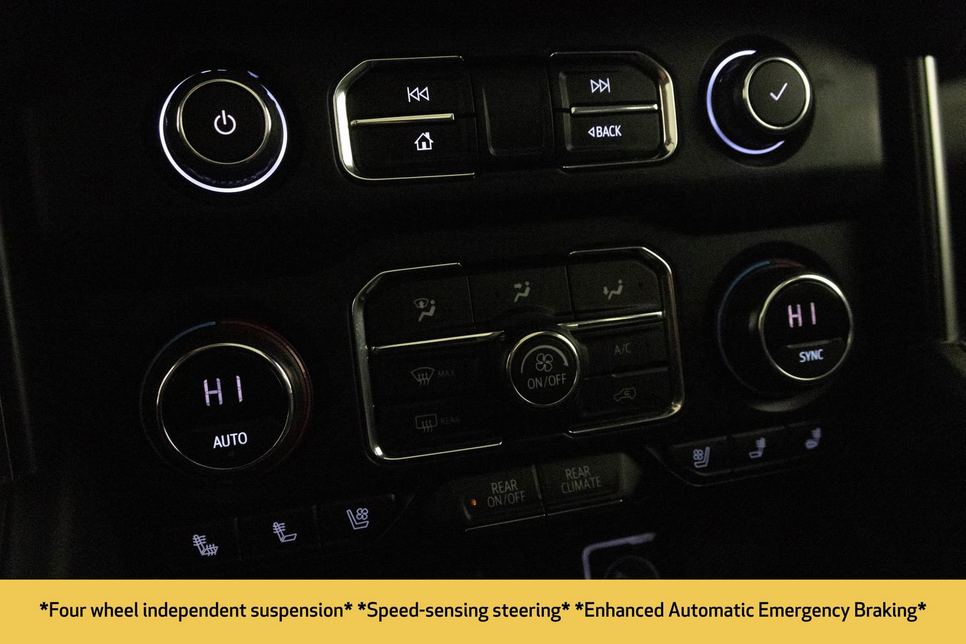 Used 2021 Chevrolet Suburban Premier w/ Premium Package image 27