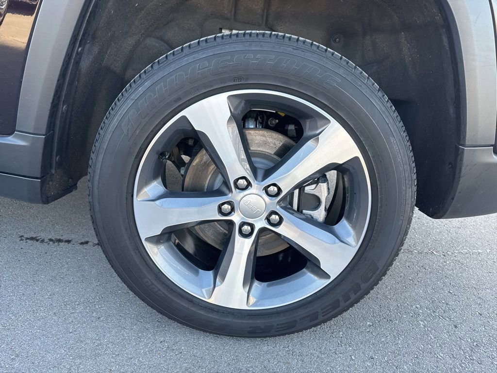 Used 2022 Jeep Grand Cherokee Limited 4xe image 29