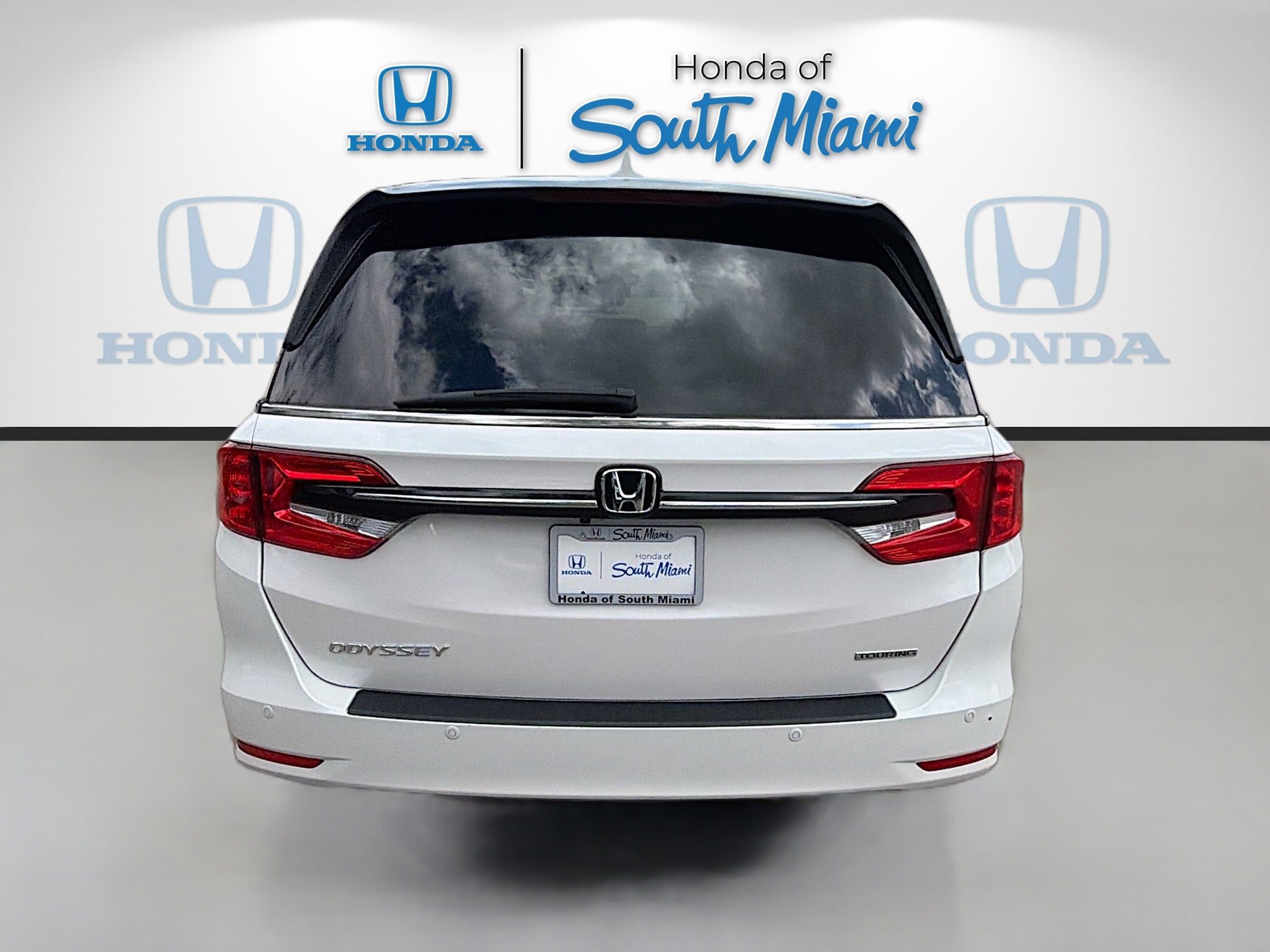 Certified 2024 Honda Odyssey Touring image 6