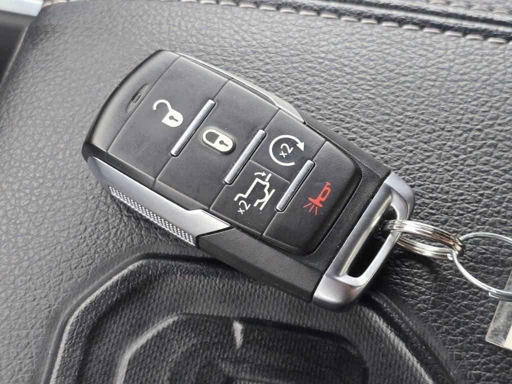 Used 2023 RAM 1500 Laramie AWD/4WD image 36