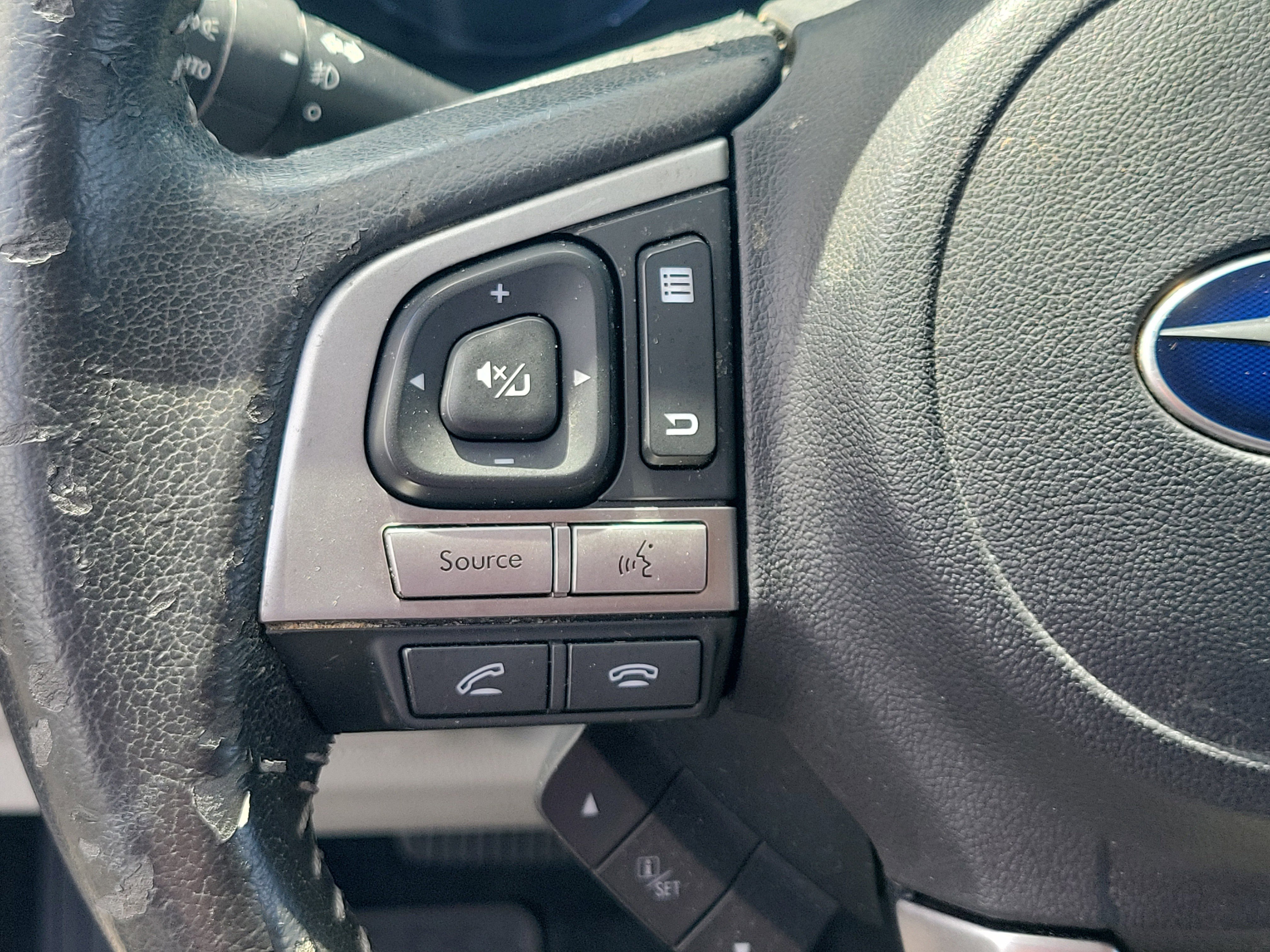 Used 2017 Subaru Forester 2.5i Limited image 24