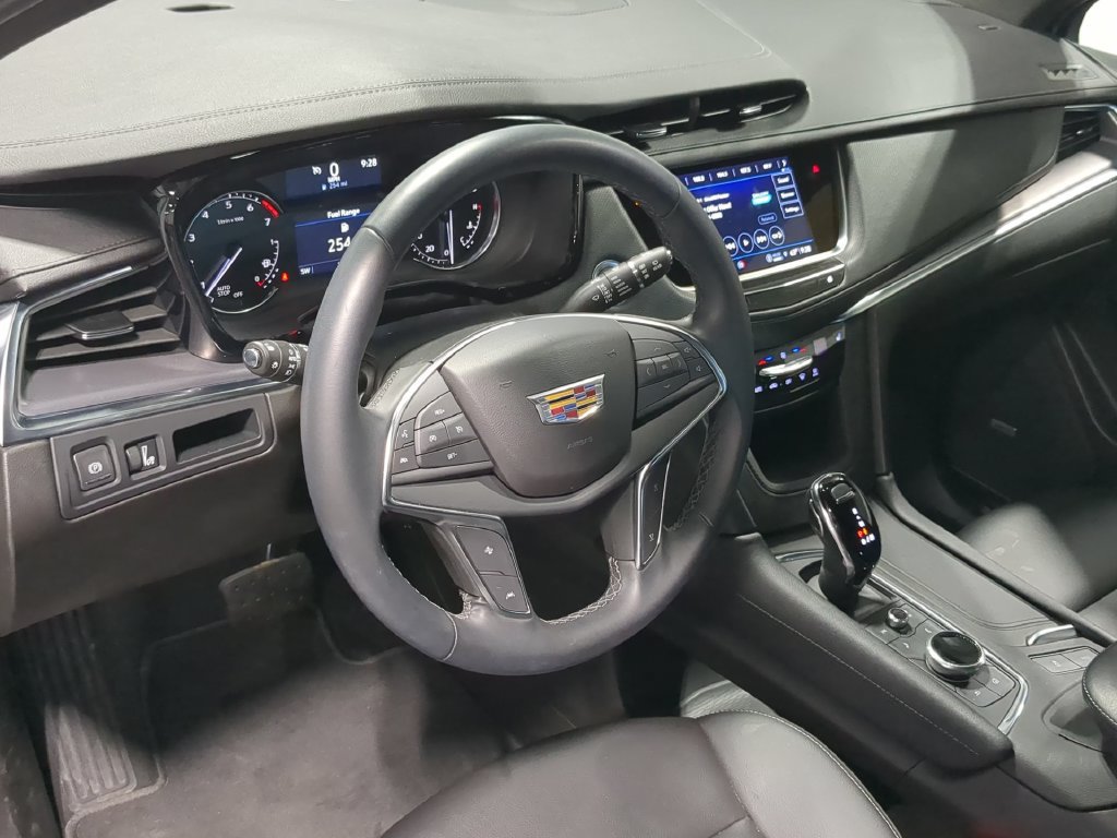 Used 2024 Cadillac XT5 Luxury AWD/4WD image 10