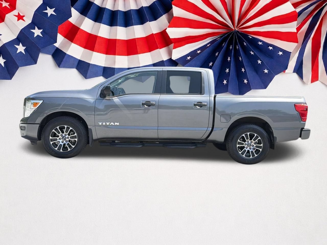 Used 2024 Nissan Titan SV w/ SV Convenience Package RWD image 23