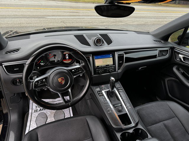 Used 2015 Porsche Macan S AWD/4WD image 12