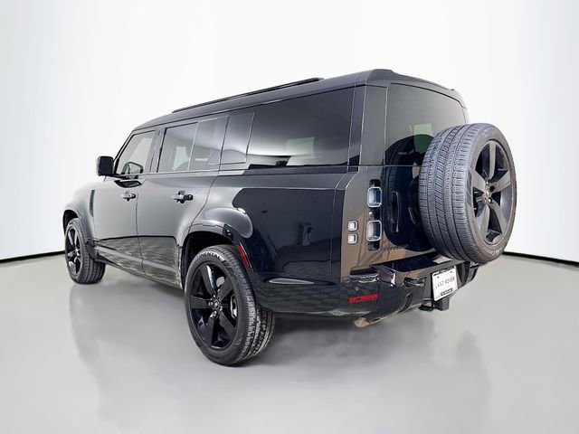 Certified 2025 Land Rover Defender 130 X-Dynamic SE AWD/4WD image 7