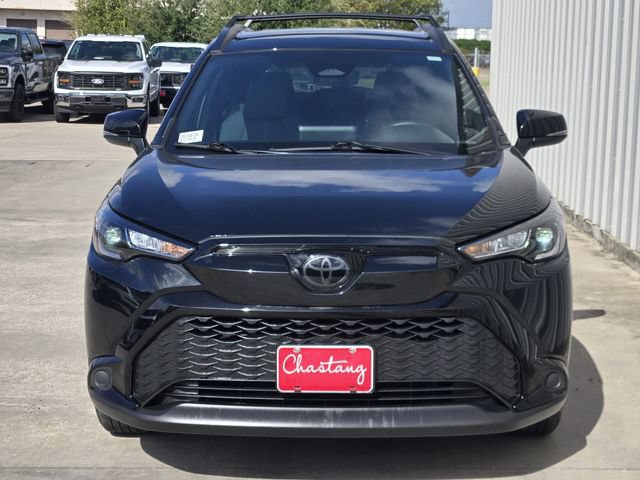 Used 2025 Toyota Corolla Cross AWD Hybrid image 2