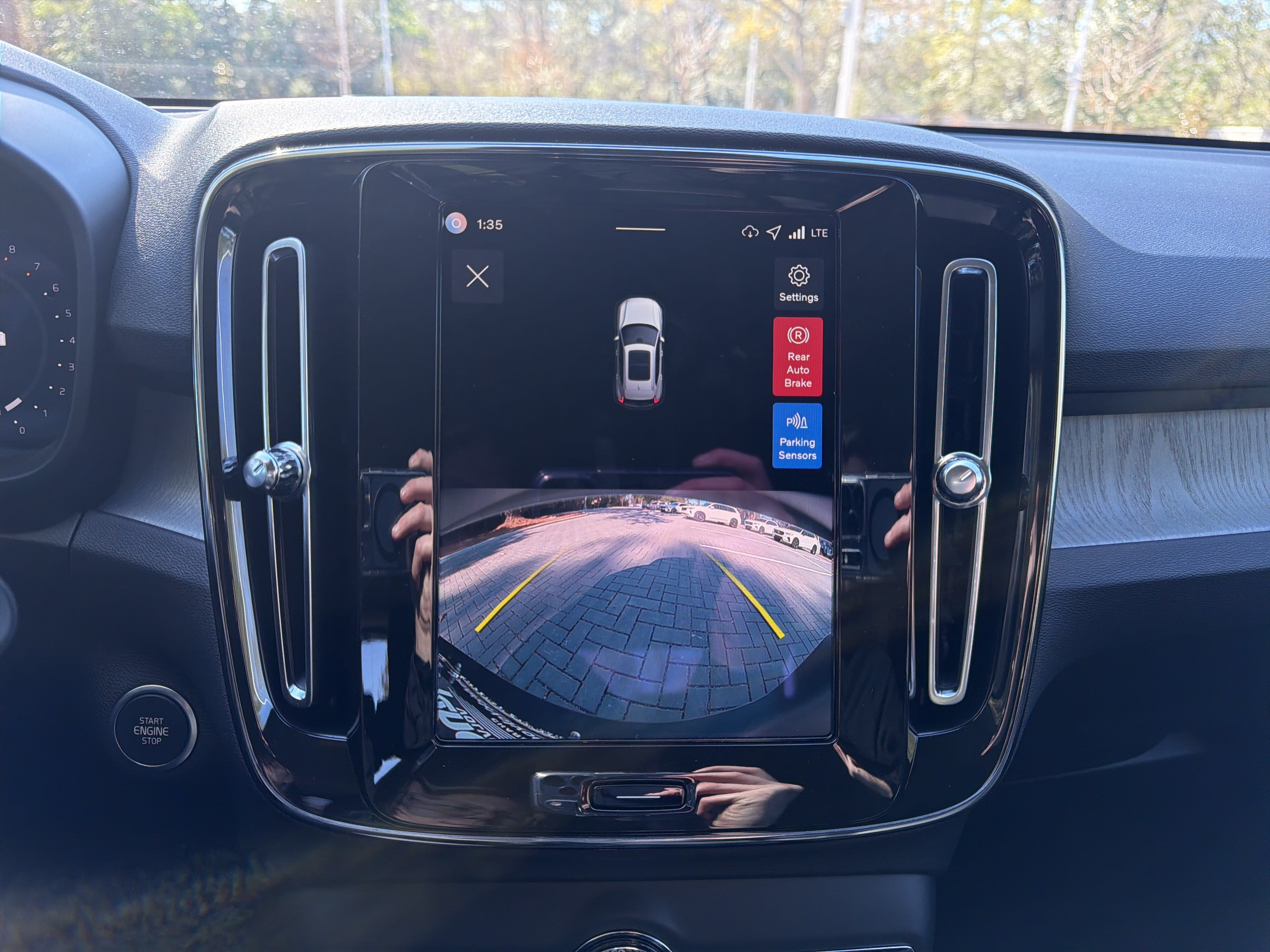 New 2026 Volvo XC40 B4 Core FWD image 28