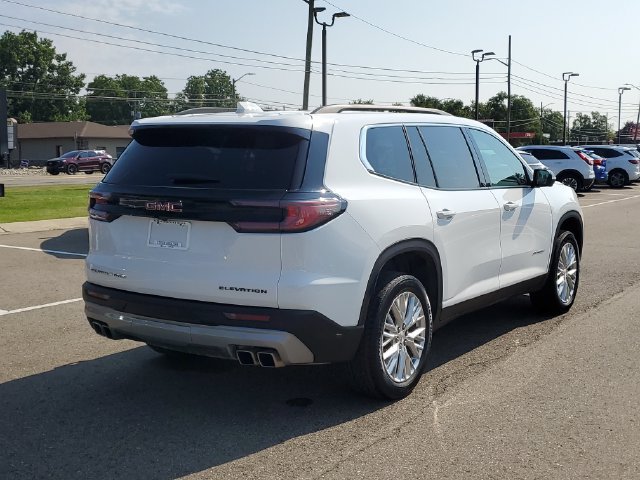 Used 2024 GMC Acadia Elevation AWD/4WD image 3