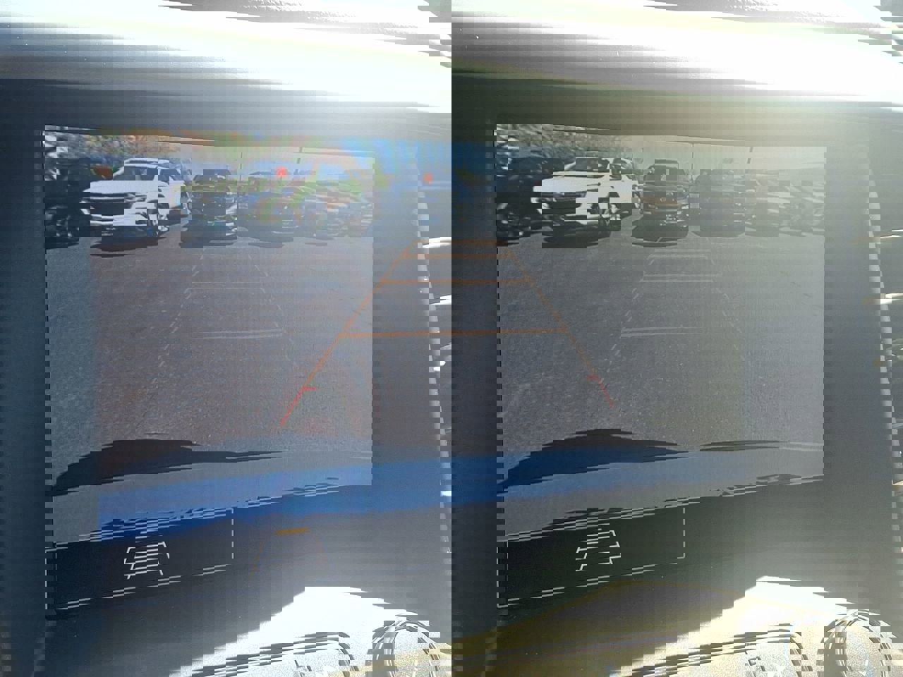 Certified 2023 GMC Acadia SLE w/ Driver Convenience Package image 15