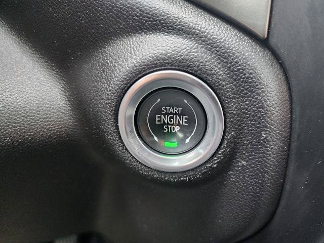 Certified 2021 Chevrolet Silverado 1500 RST w/ Max Trailering Package AWD/4WD image 38