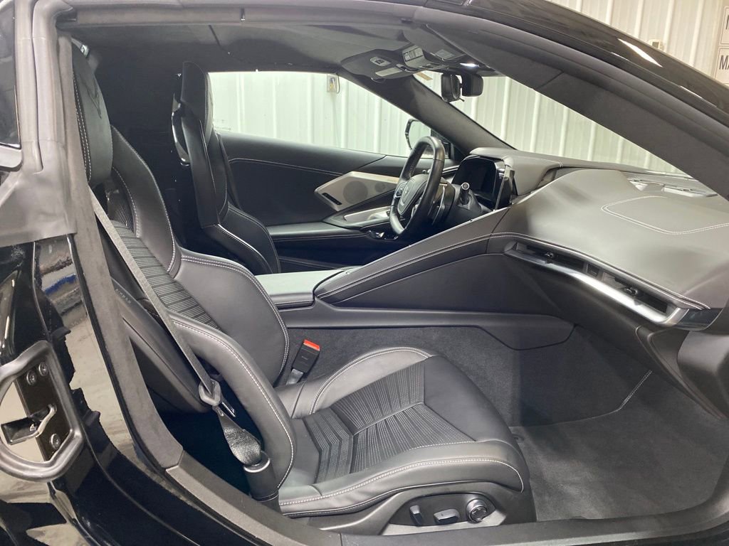 Certified 2022 Chevrolet Corvette Stingray Premium Conv w/ Z51 Performance Package image 9
