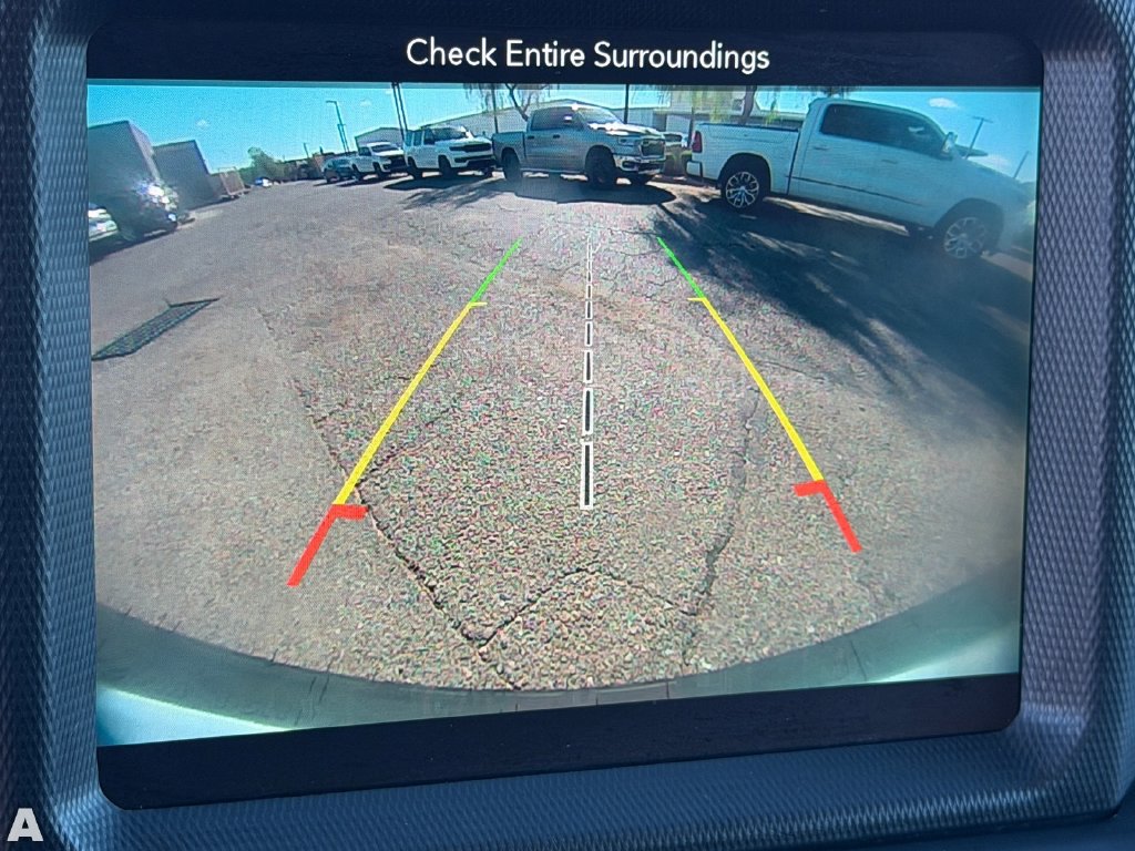 Used 2019 Jeep Wrangler Unlimited Sahara AWD/4WD image 25
