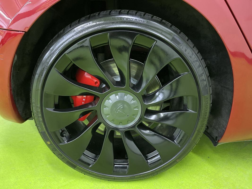 Used 2021 Tesla Model 3 Performance image 16