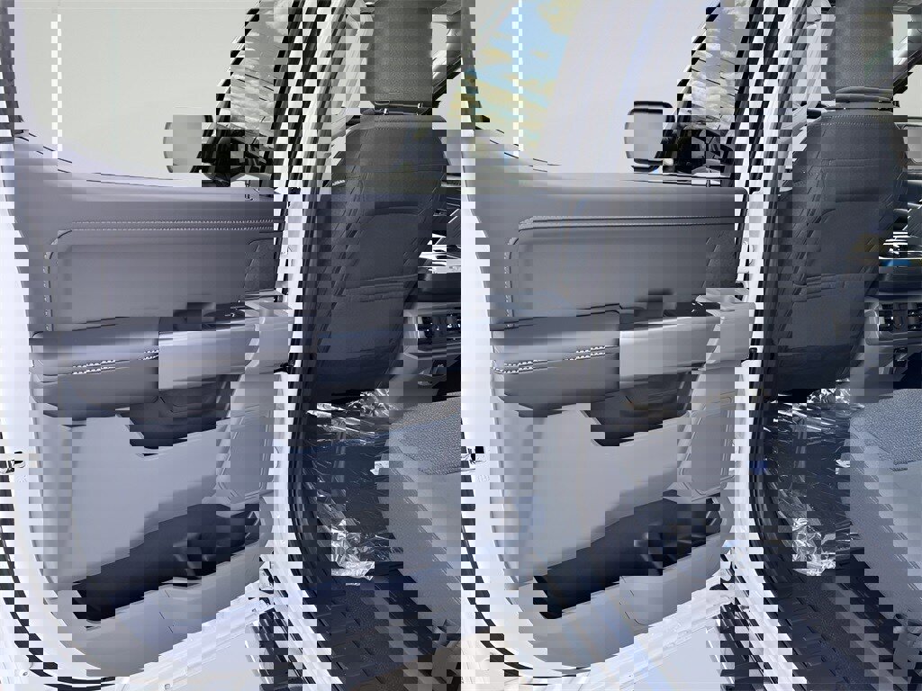 New 2025 Ford F150 XLT w/ Equipment Group 301A Standard image 30