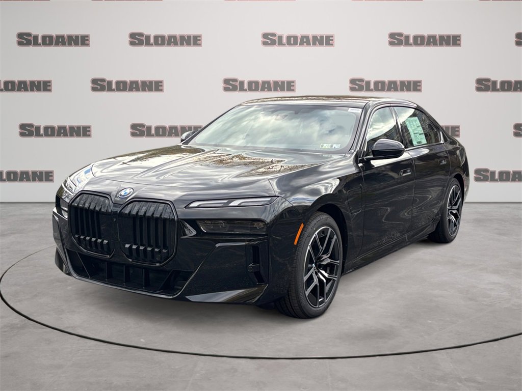 New 2026 BMW 750e xDrive