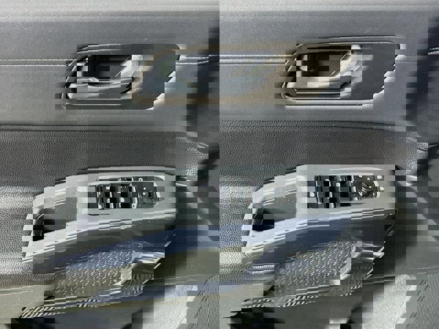 Certified 2024 Nissan Pathfinder SV image 19