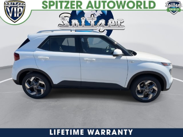 New 2026 Hyundai Venue SEL FWD image 16
